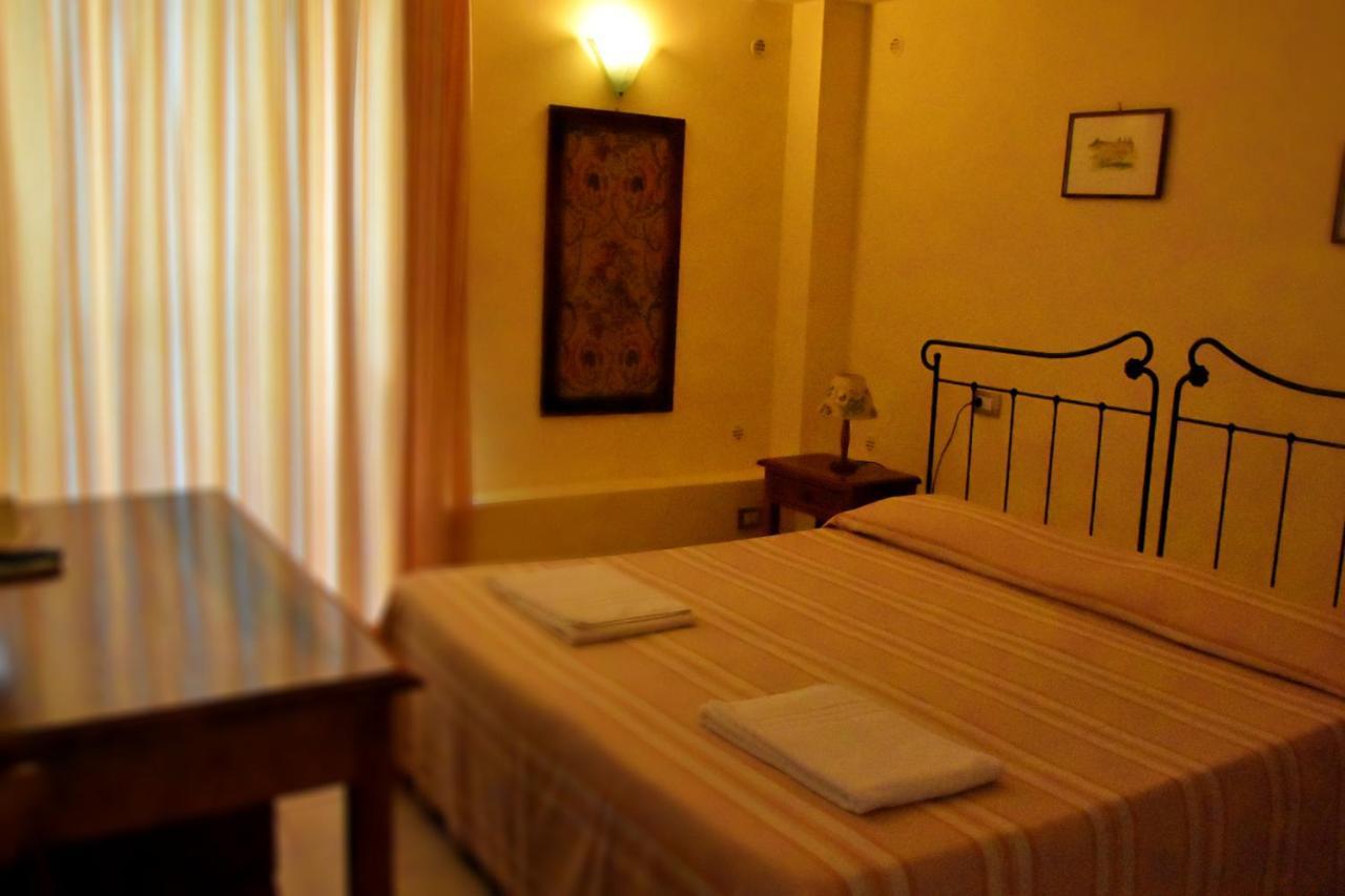 Hotel Casa Mia Сиракузы Экстерьер фото